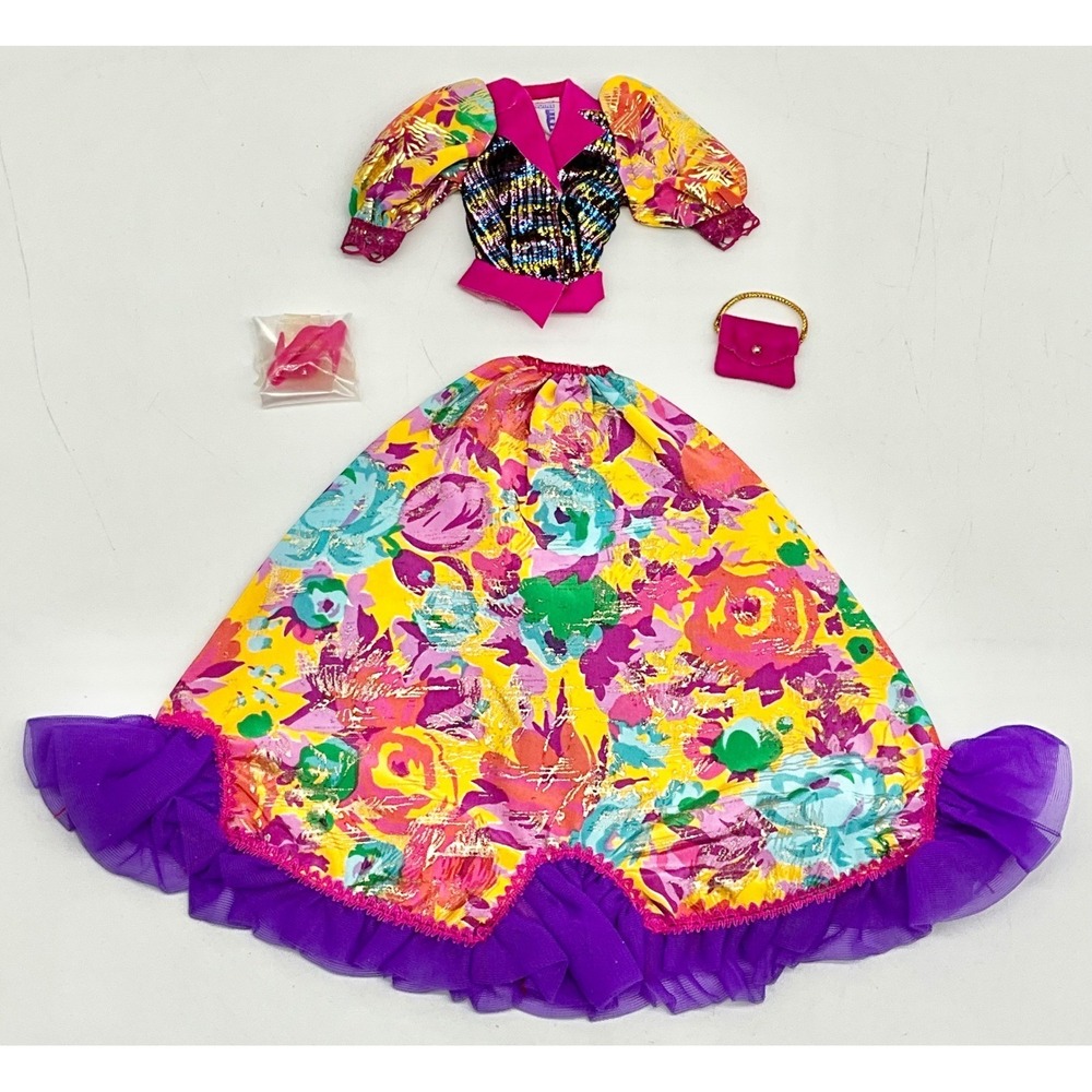 1990 Barbie-Private Collection Fashions Outfit 7097 Asst. 4962 (As shown)